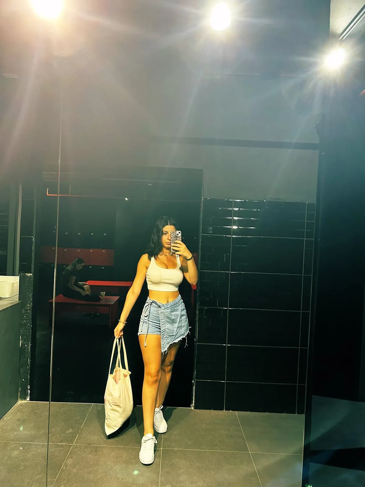 Nisan · 28 yaş · Maltepe bireysel masöz · Kırgız masöz · profil fotoğrafı