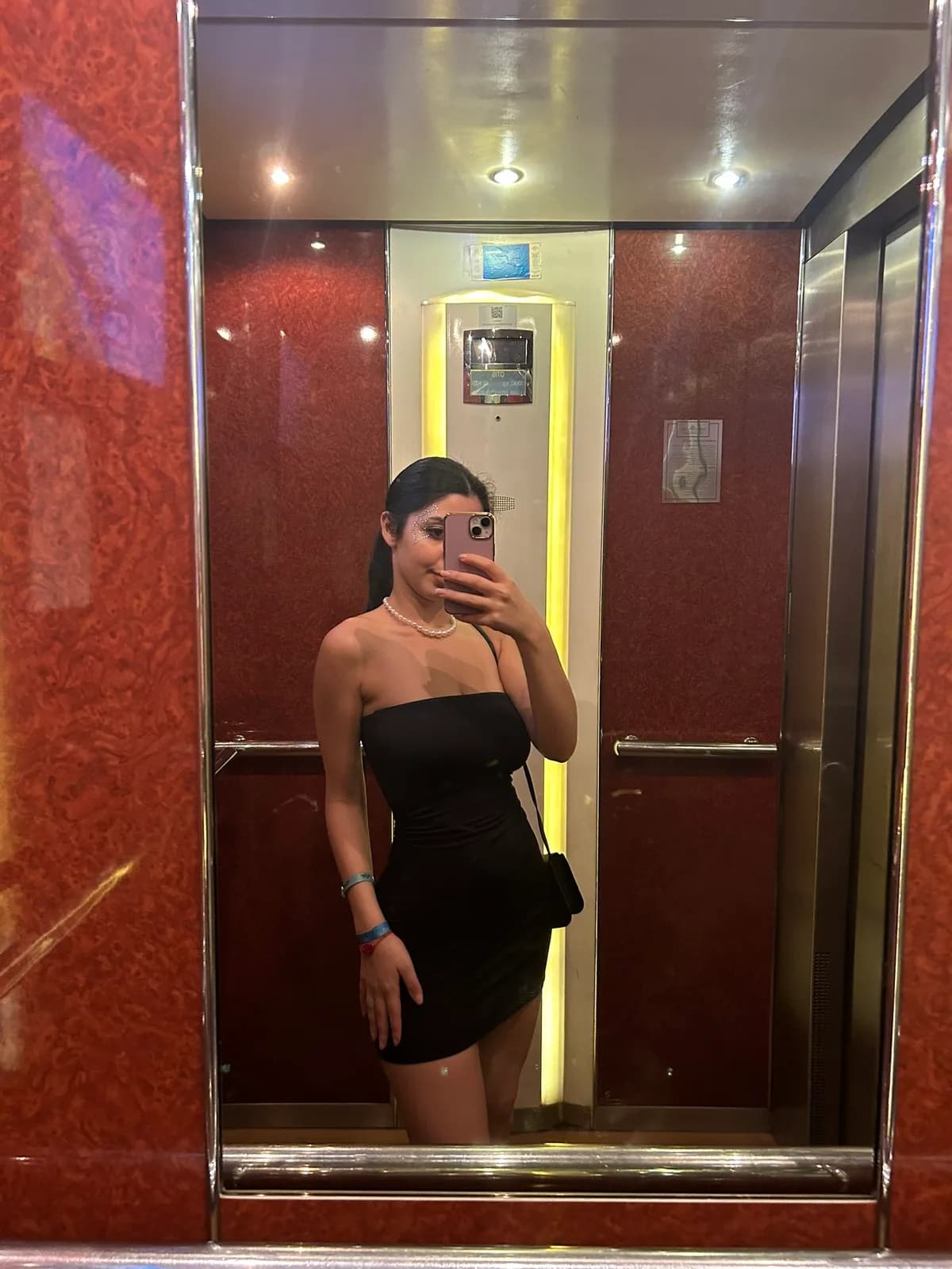 Beril · 30 yaş · Şişli bireysel masöz · Moldovalı masöz · profil fotoğrafı