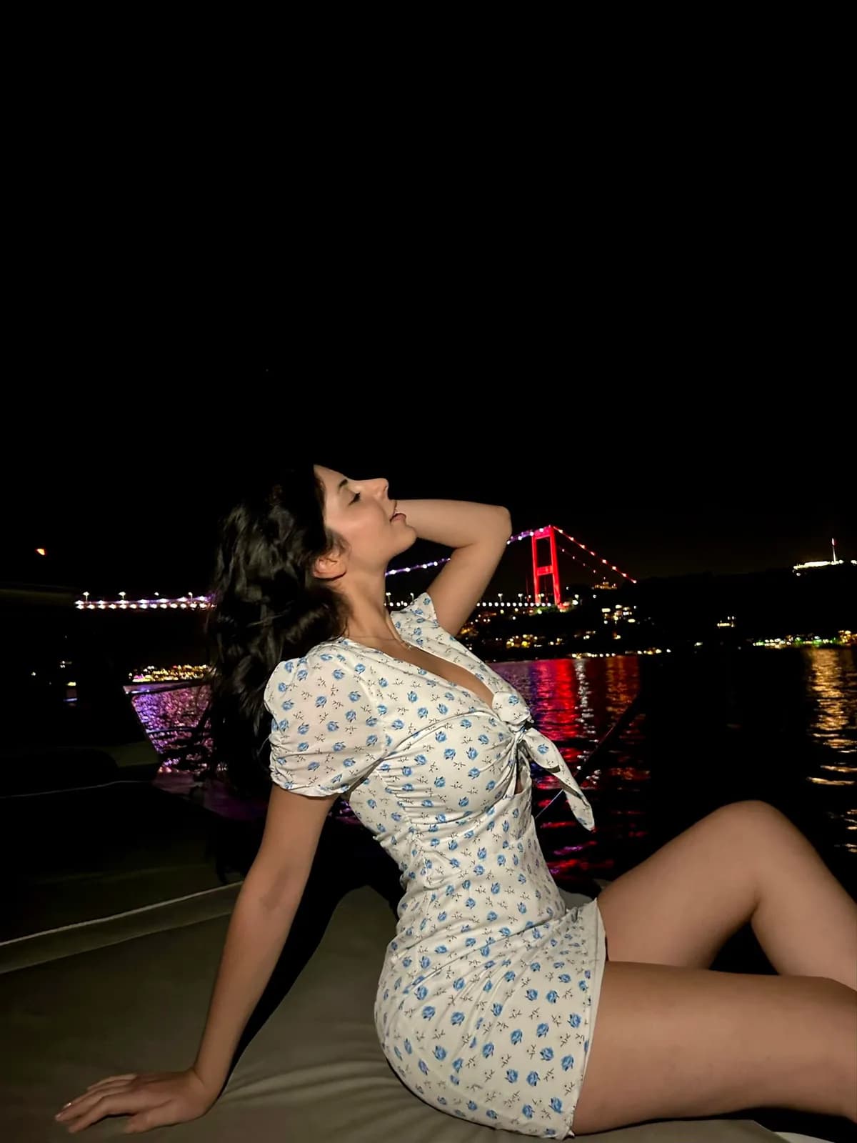 Özge · 20 yaş · Bakırköy bireysel masöz · Türk masöz · profil fotoğrafı