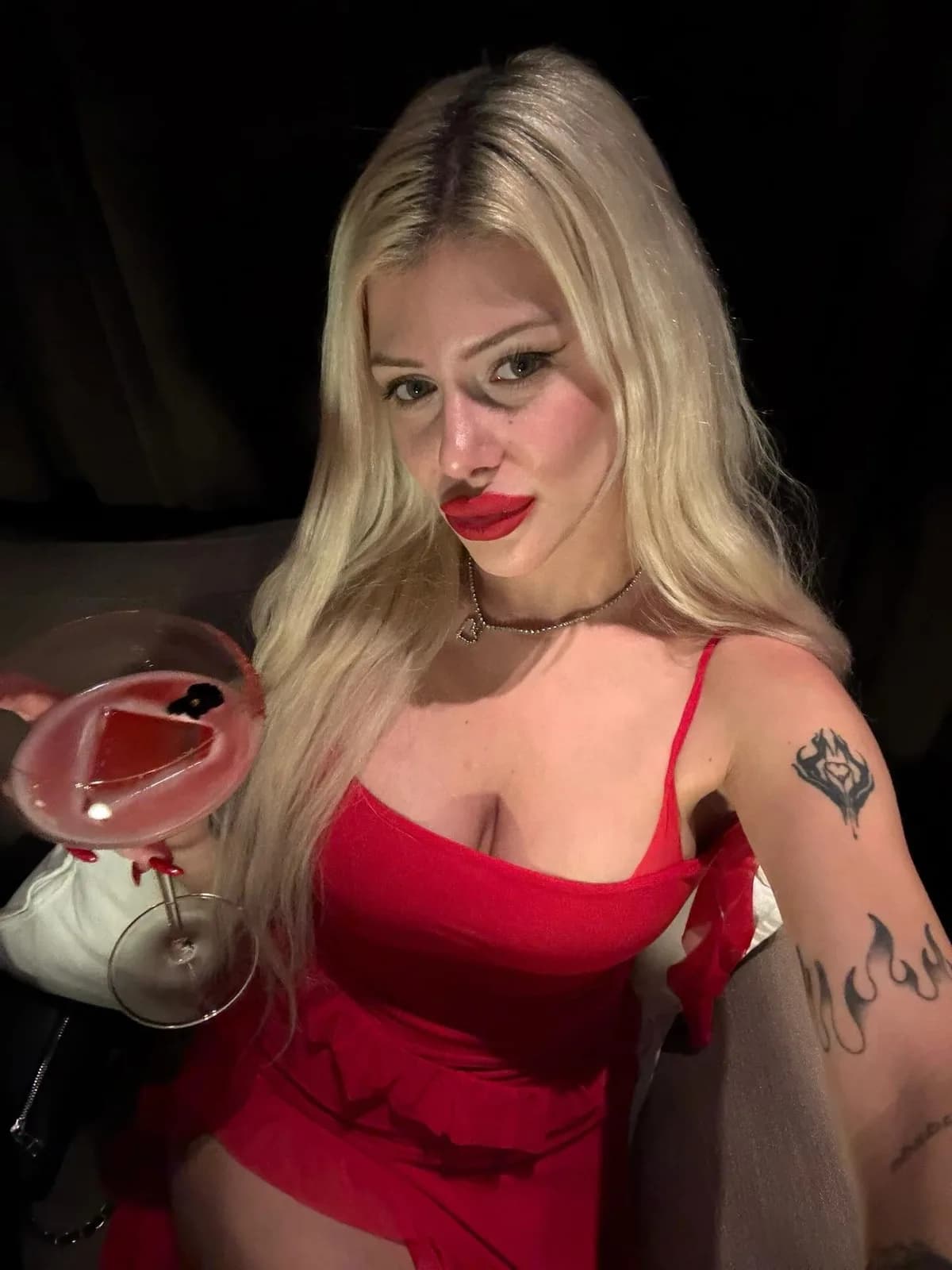 Asli · 26 yaş · Şişli bireysel masöz · Ukraynali masöz · profil fotoğrafı