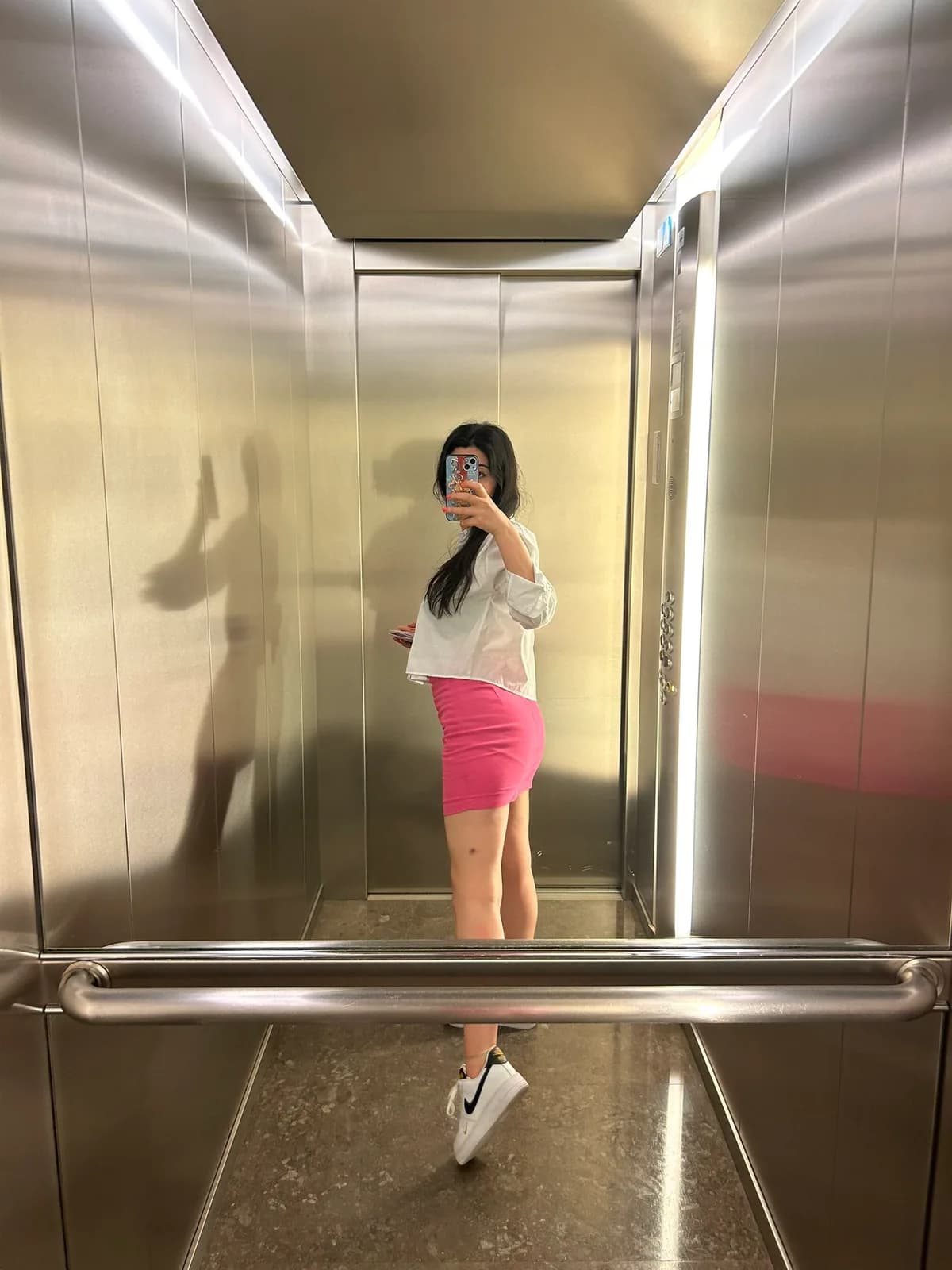 Sevda · 23 yaş · Sarıyer bireysel masöz · Türk masöz · profil fotoğrafı