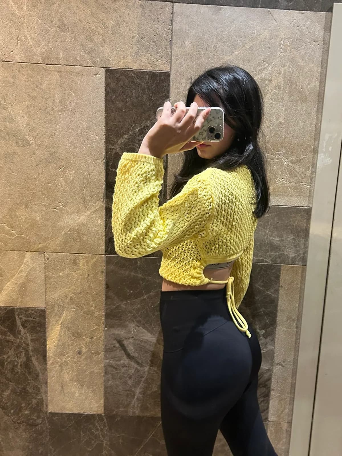 Sibel · 25 yaş · Sarıyer bireysel masöz · Rus masöz · profil fotoğrafı